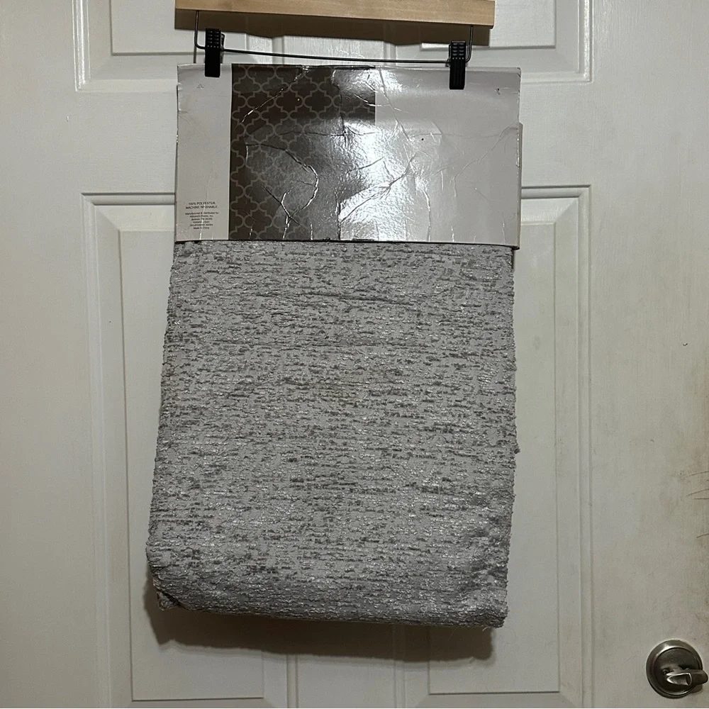 New Kirkland’s 2 Window Panels Criss Cross Grommet Top 38”x 84